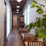 Turn Hostel *